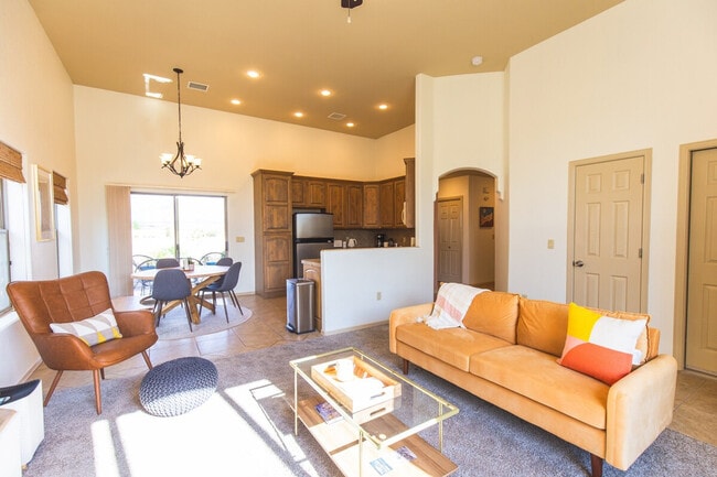 Building Photo - 1932 Sonoma Ranch Blvd