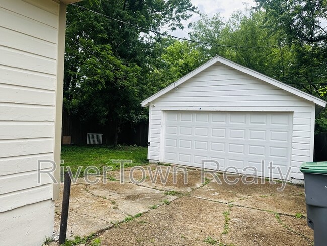 Building Photo - 1592 Duke Rd