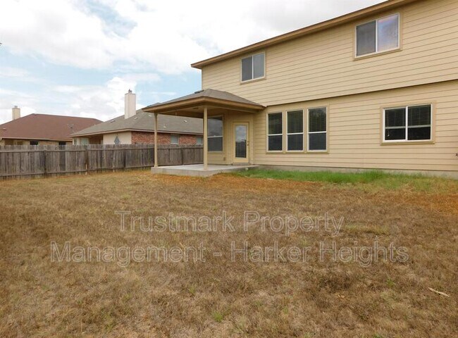 Building Photo - 6202 Suellen Ln