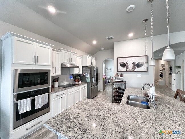 Building Photo - 6807 Comanche Post