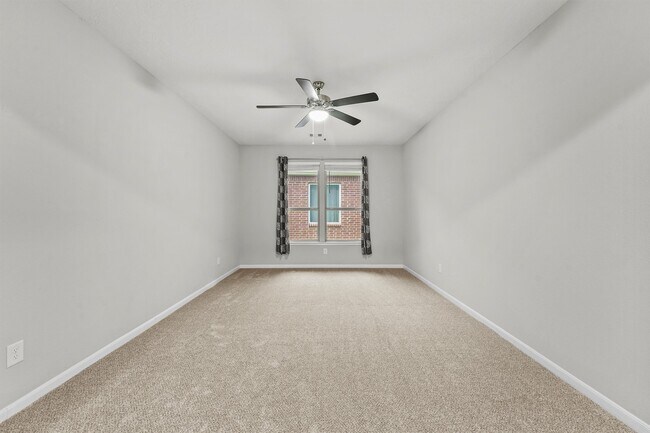 Building Photo - 15335 Oakheath Colony Ln