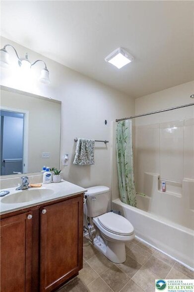 Building Photo - 2512 Gila Dr