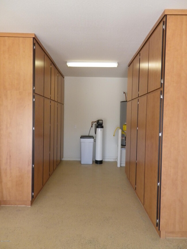 Building Photo - 4848 S Grenoble