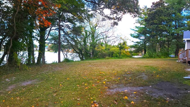 Building Photo - Waterfront Living in Historic Milton! 3-be...