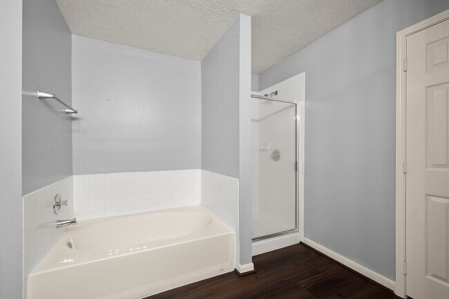 Building Photo - 8723 Creek Willow Dr