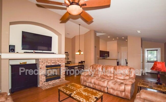 Building Photo - 3839 E Timberline Ct