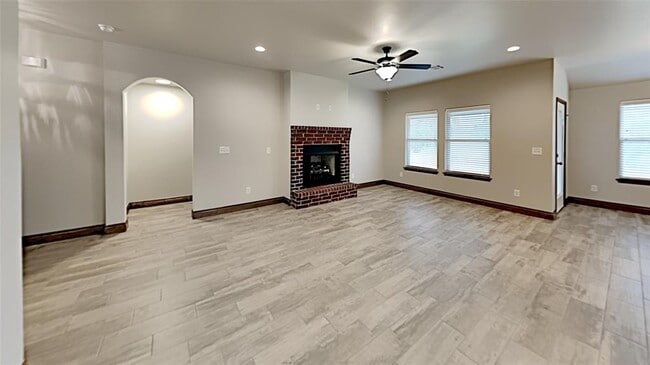 Building Photo - 7025 Hidden Trail Ln