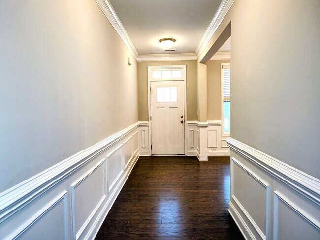Building Photo - Beautiful 2 story home located in Berewick Community in Charlotte!