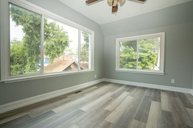 Building Photo - All Utilities Included!!  Freshly Remodeled Upper Unit Duplex.  A must see!!