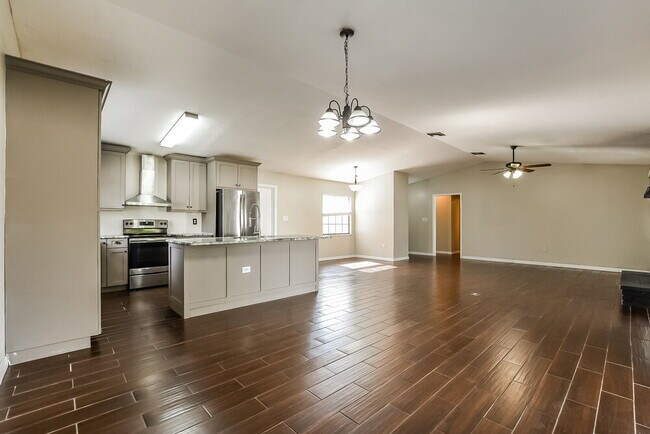 Building Photo - 503 Firewood Ave