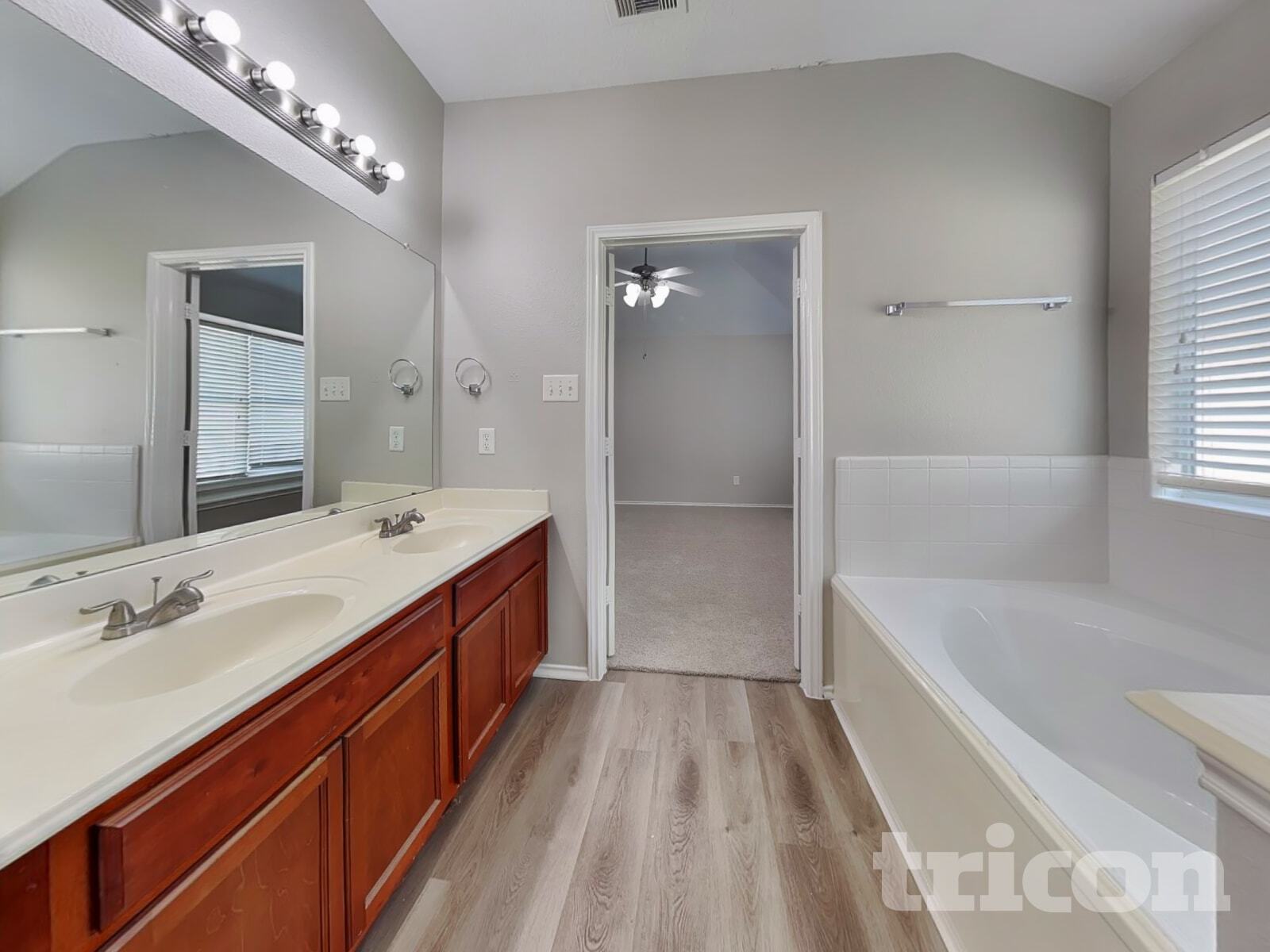 Building Photo - 8039 Branson Park Ln