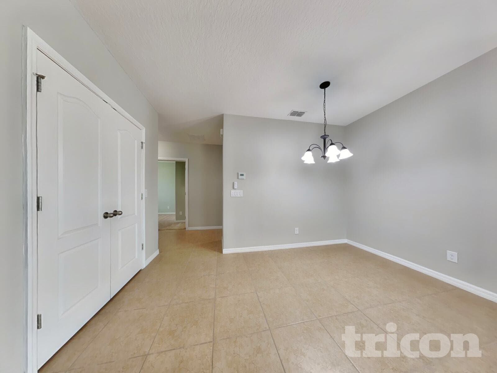 Building Photo - 727 Benjamin Trail