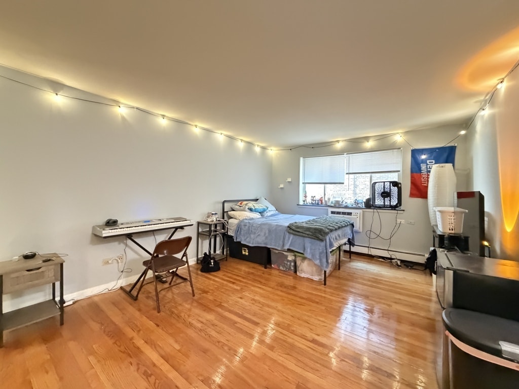 Building Photo - 2620 N Hampden Ct