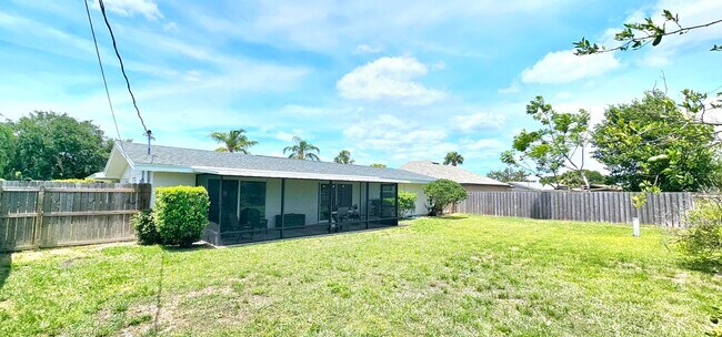 Building Photo - 964 Beechfern Ln