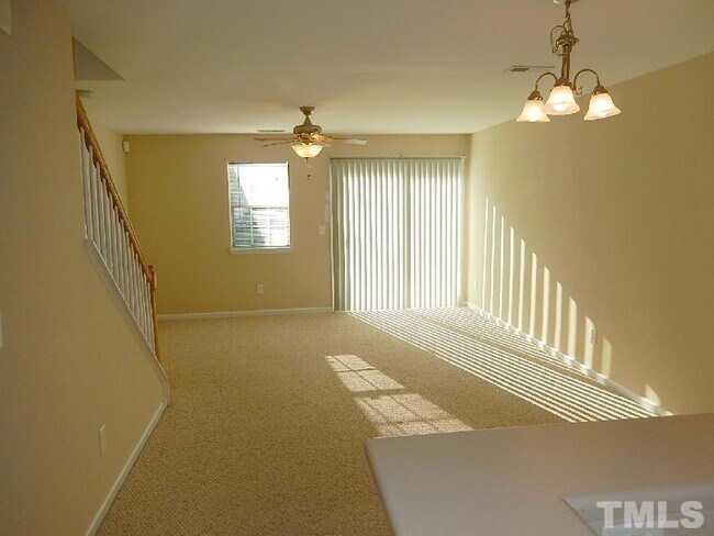 Building Photo - 8007 River Water Ct