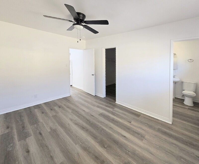 Building Photo - 1822 W Sumac Ln