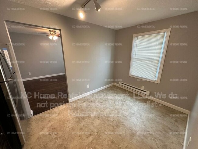 Building Photo - 901 N 16 St