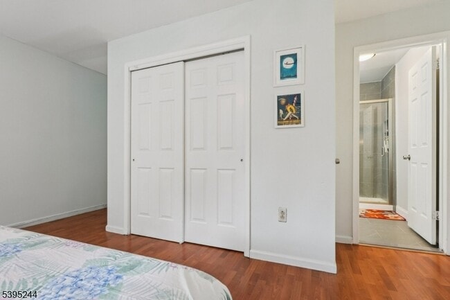 Building Photo - 10 De Palma Ct