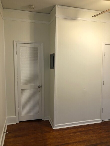 Second Room-2 - 1837 McDowell St