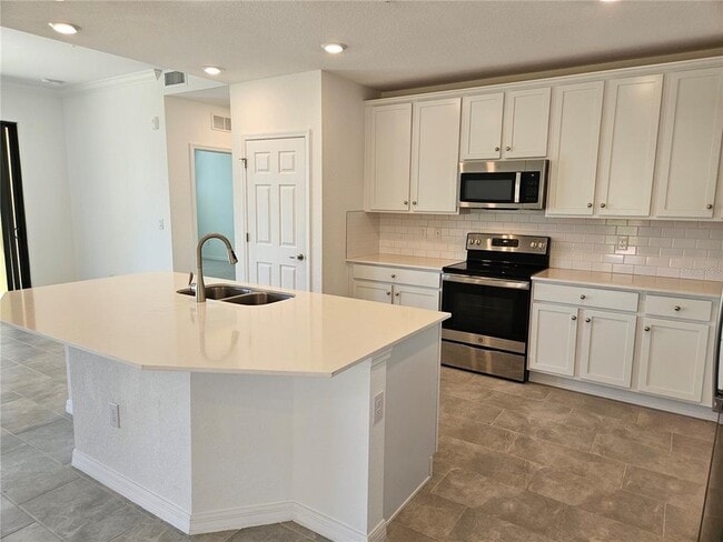 Building Photo - 10031 Crooked Crk Dr