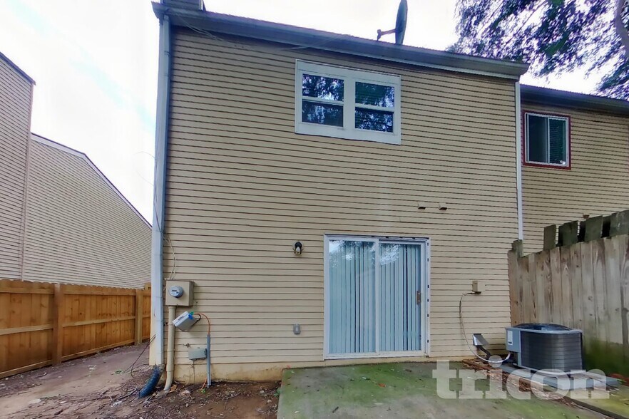 Building Photo - 1739 Napa Valley Ct SE