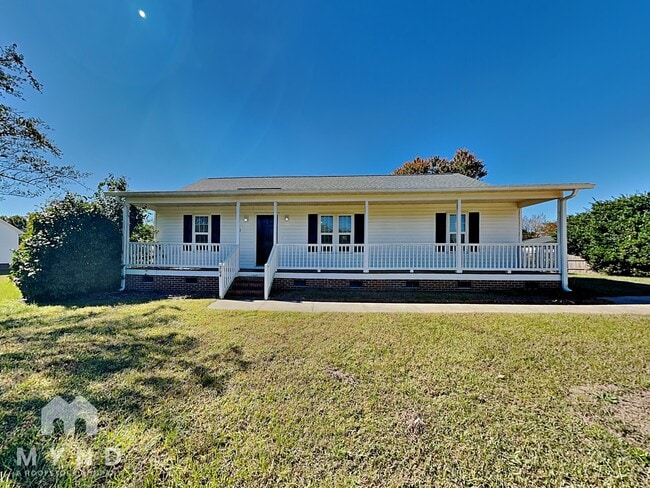 Building Photo - 204 Skylar Ln