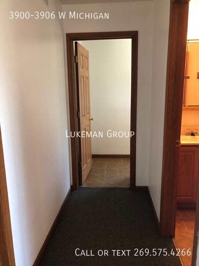 Building Photo - 3900-3906 W Michigan-