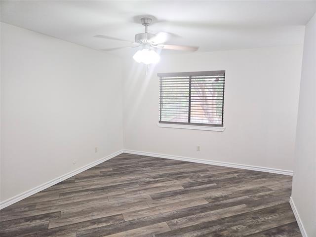 Building Photo - 6908 Sunflower Cir N