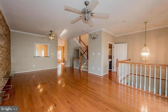 Building Photo - 8823 Montjoy Pl