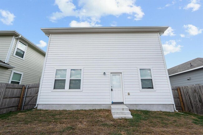 Building Photo - 2812 Steels Rd