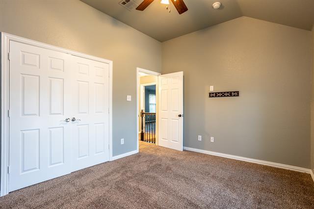 Building Photo - 2208 Kingsley Dr