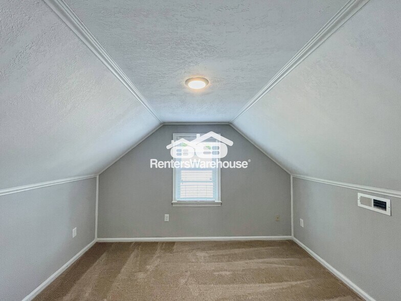 Building Photo - 3508 Creig St