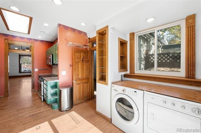 Building Photo - 326 E Dakota Ave