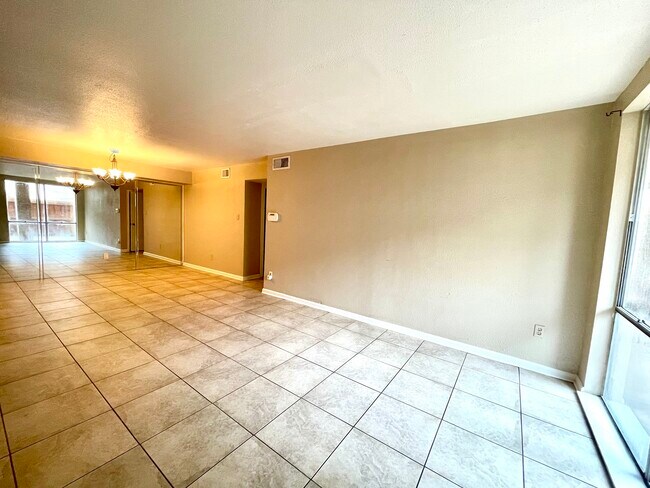 Building Photo - 4635 Wild Indigo St