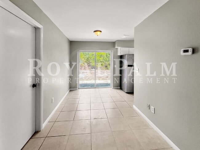 Building Photo - 17435 Barbara Dr