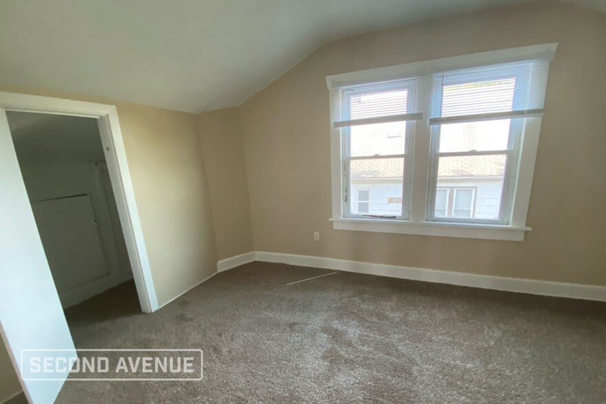 Building Photo - 3404 W Main St