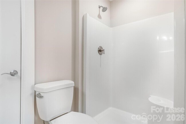 Building Photo - 48 Creekside View Dr