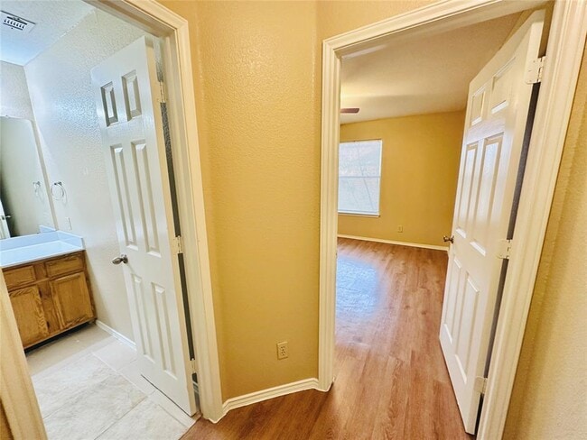 Building Photo - 8814 Schick Rd