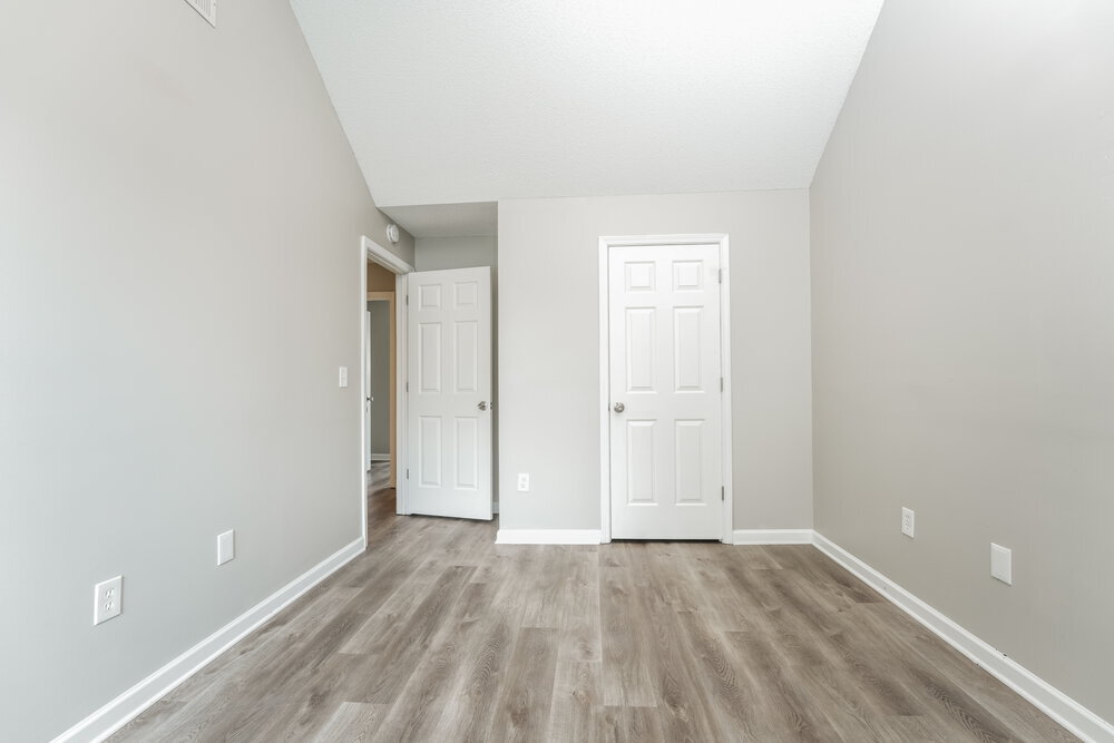 Building Photo - 2099 Mulberry Ln