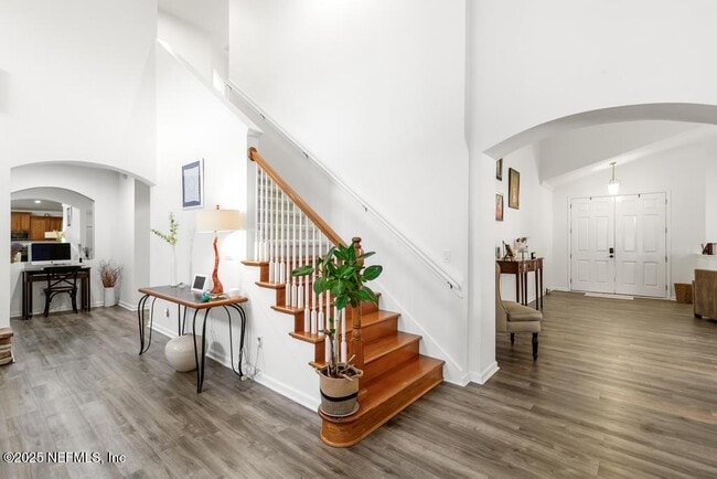 Building Photo - 3139 Ashgrove Rd