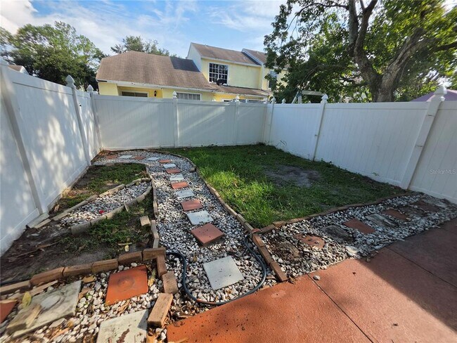 Building Photo - 11038 Regency Commons Ct