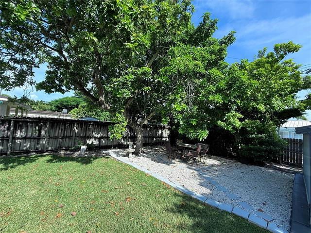 Building Photo - 6110 Coral Wy