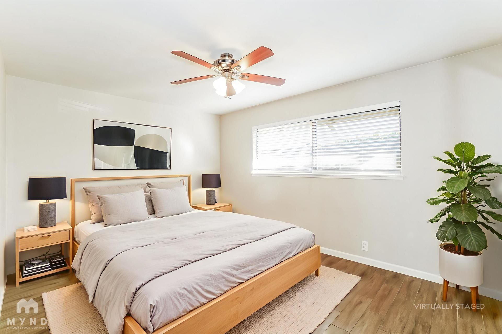 Building Photo - 2336 Villanova Cir