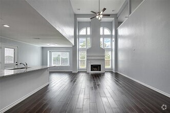 Building Photo - 6703 Meadowcrest Dr