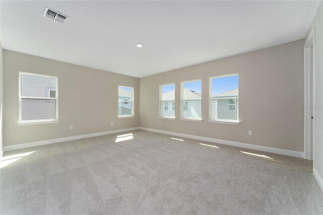 Building Photo - 13254 McMillan Dr