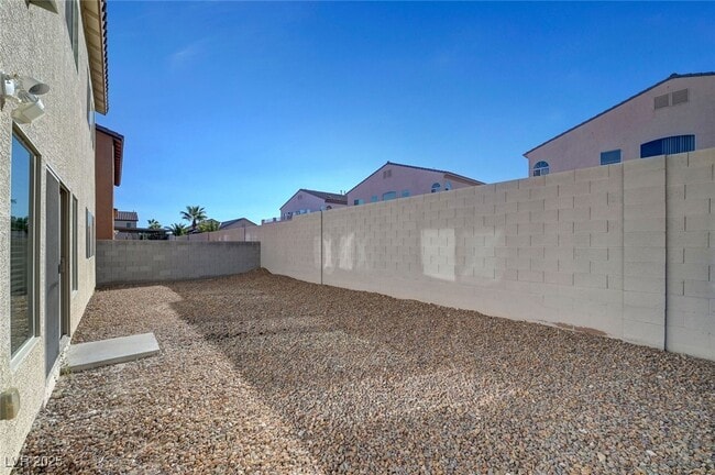 Building Photo - 5515 Jett Canyon St