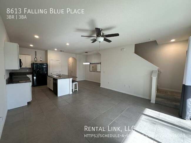 Building Photo - 8613 Falling Blue Pl