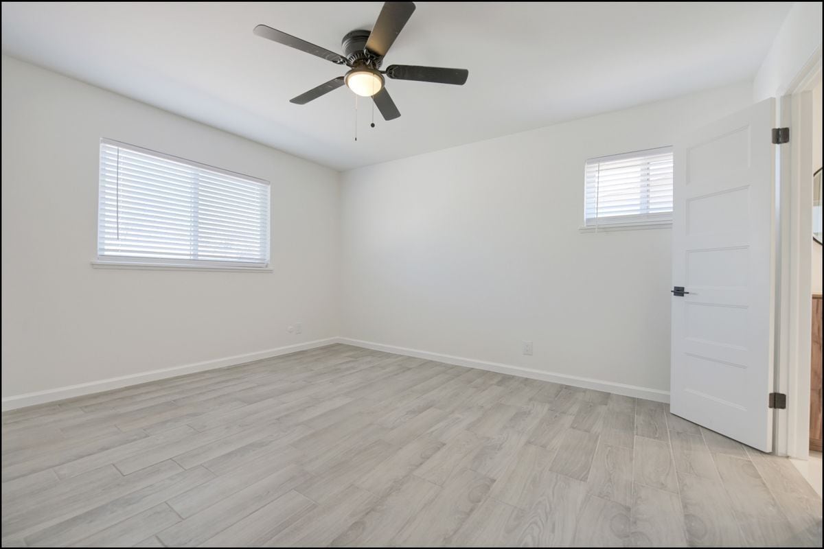 Building Photo - 8617 Darlina Dr