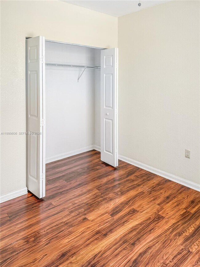 Building Photo - 2579 SW 85th Ave