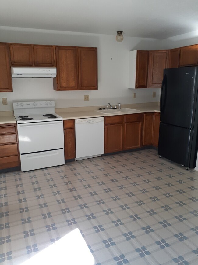 Building Photo - 406 Ridges Blvd